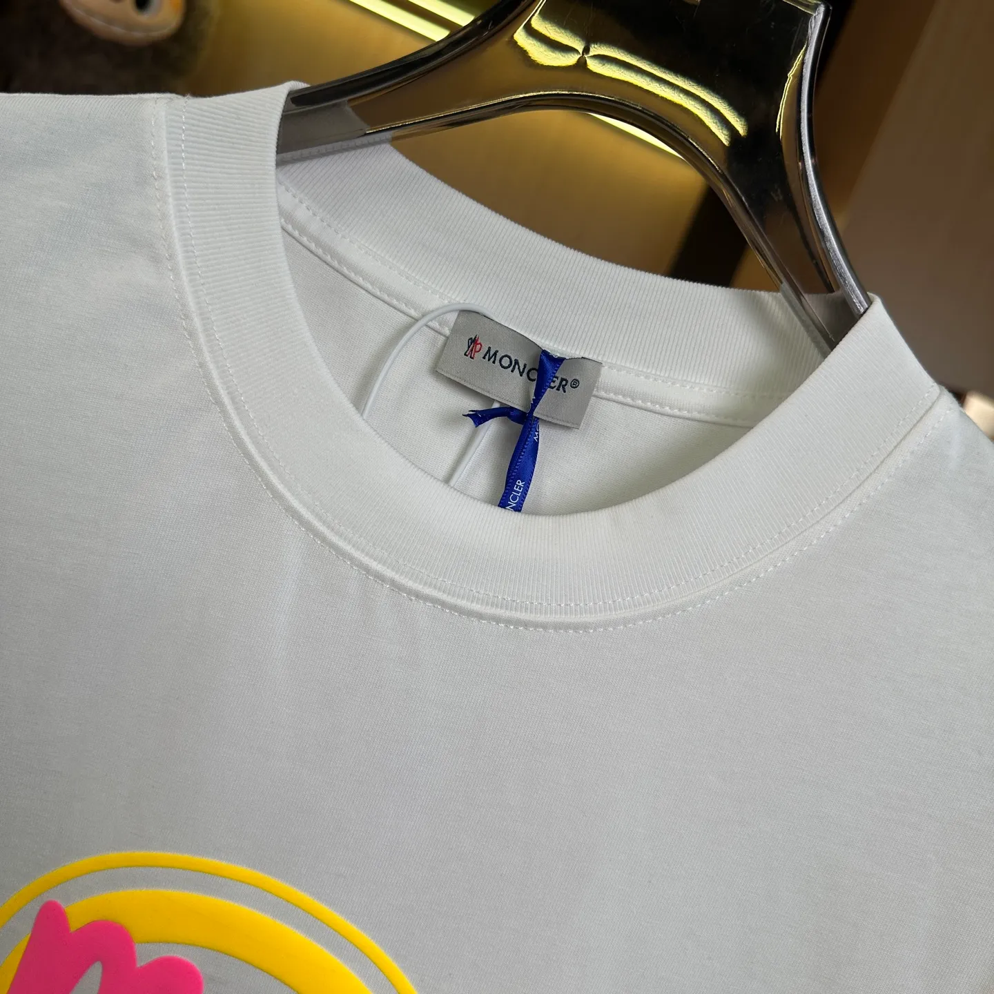 《 》MONCLER~ T ， 32 300 ， ， ， ， ！ ， ， ， ， ， ！ Size：S~M~L~XL~2XL